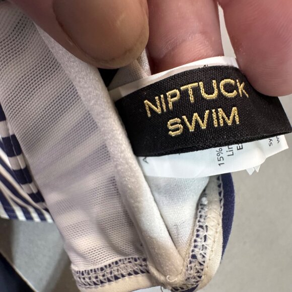 NipTuck Swim Womens Striped Bikini Set US 8 / CAN 10 Navy BLue White Nautical - Picture 6 of 6